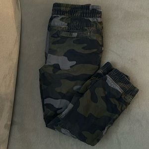 Tucker and Tate boys pants size 6